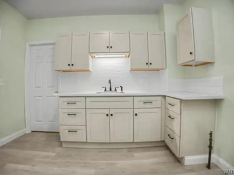 31 Riverside Ave — Photo 17