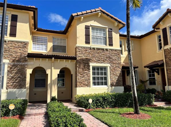 9123 SW 227th St Unit 4