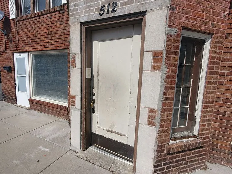 512-514 16th St. - 5 Unit (Ace Property) — Photo 1