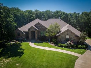 101 Laurel Valley Ct, Weatherford, TX 76087
