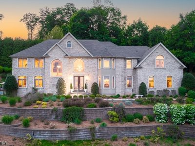 37 Gregory Ave, West Orange, NJ, 07052