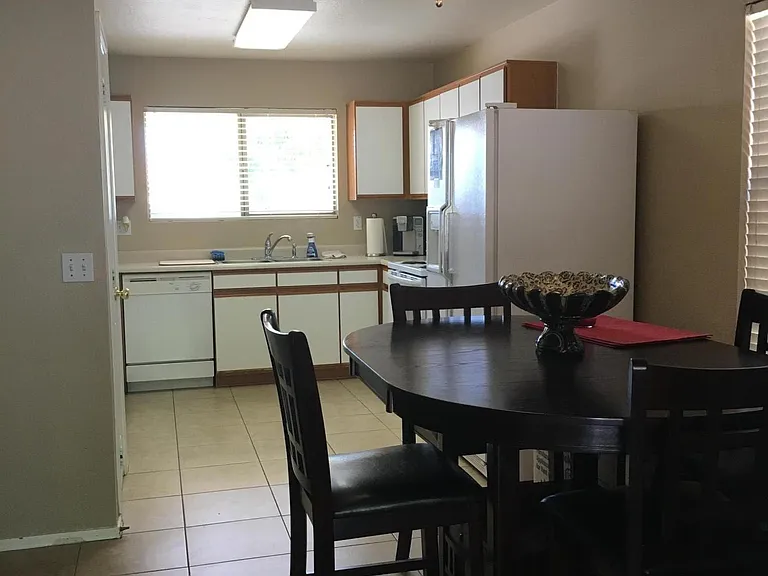 6152 S Sharon Ct — Photo 6