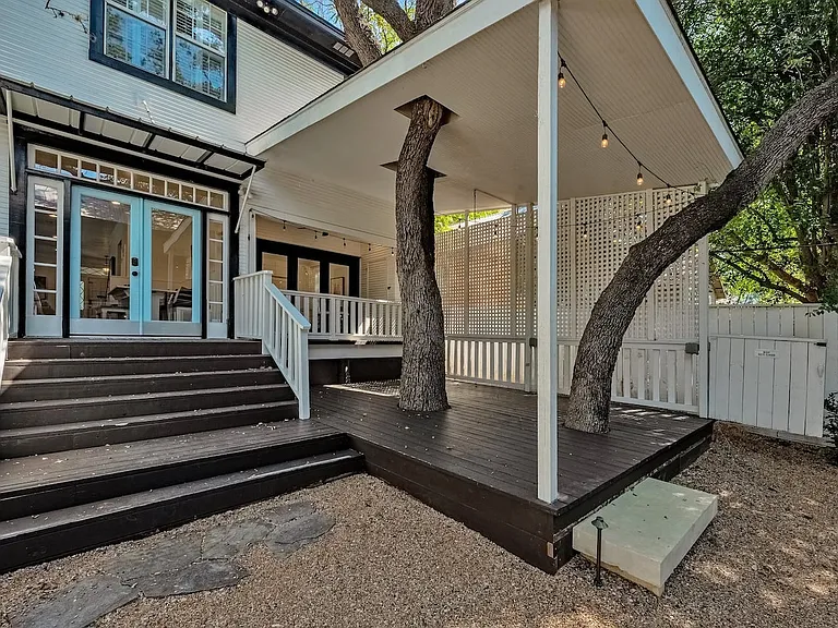 1802 Brackenridge St — Photo 35