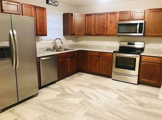 1010 W Jackson Blvd #2, Jonesborough, TN 37659