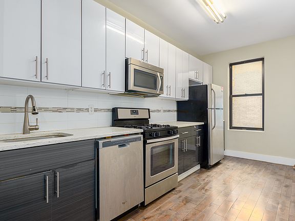 4th image of 377 Montgomery St #11