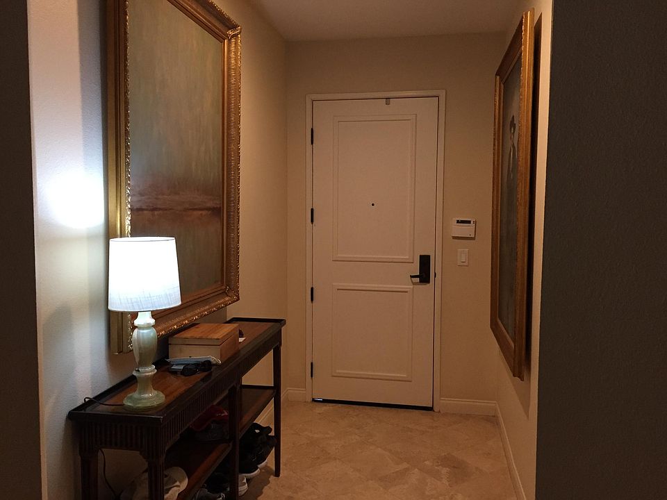 Entry way