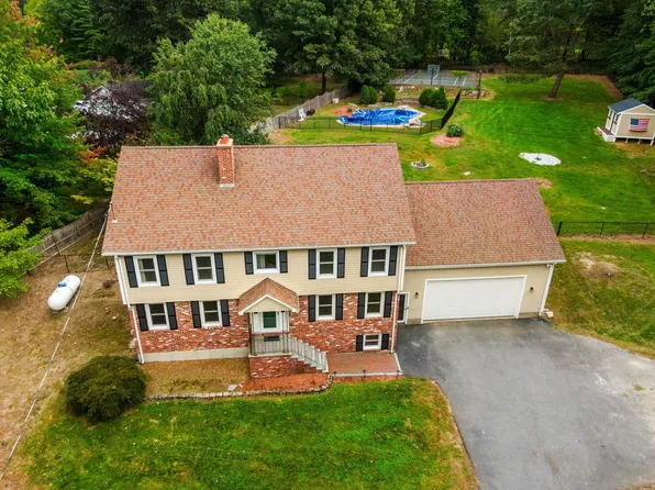 23 Brook Drive, Hudson, NH 03051
