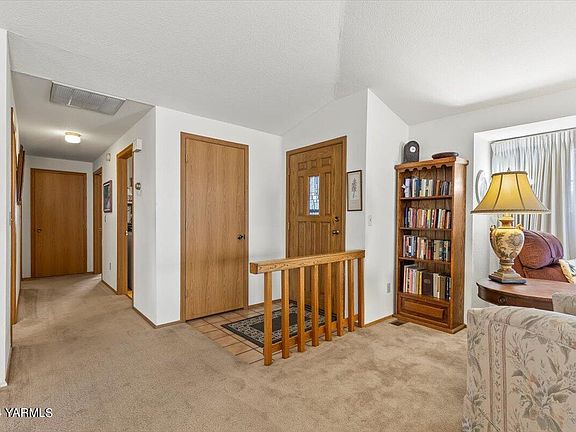 04-610 Park Place004>