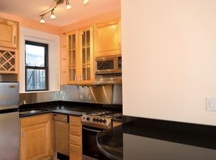 75 Burbank St APT 402, Boston, MA 02115