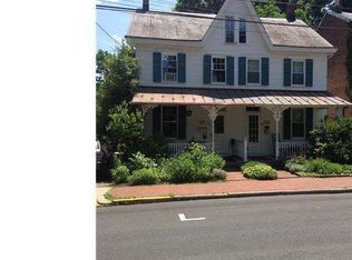 136 E Oakland Ave, Doylestown, PA 18901
