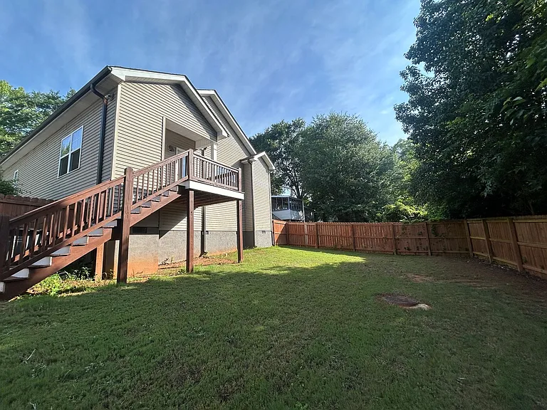 27 Burgess Ave — Photo 21
