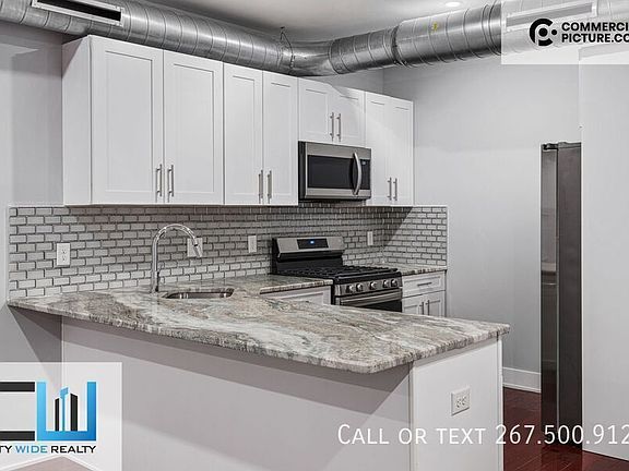 5th image of 929 Marlborough St #16