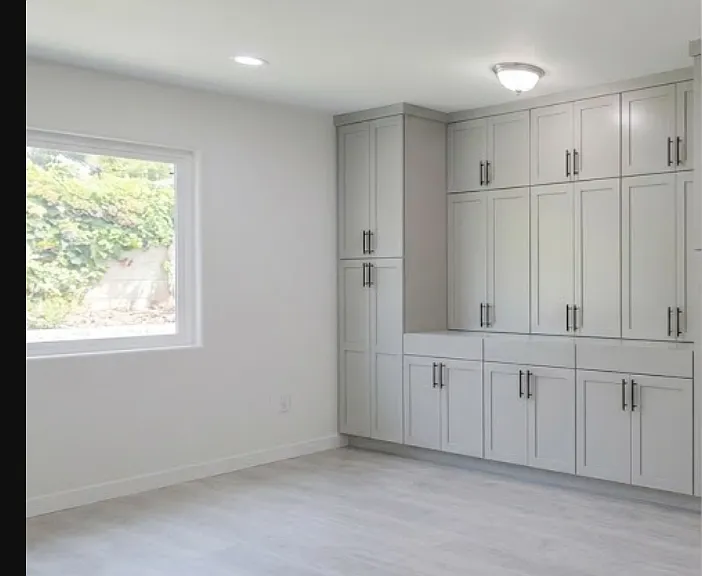 820 Jacaranda Pl #ADU — Photo 2