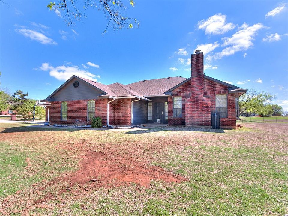 1st image of 12916 Oakhill Dr