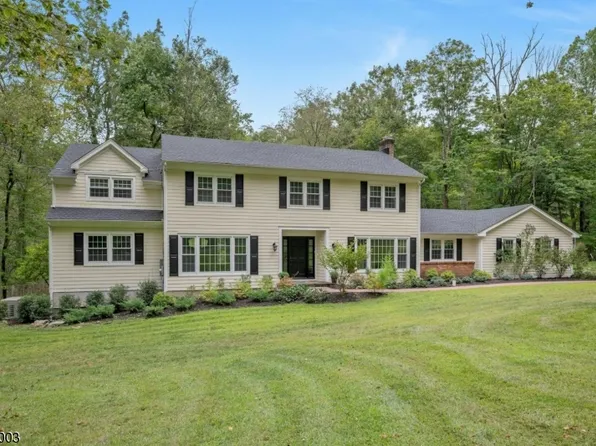 52 Mile Dr, Chester Twp., NJ 07930