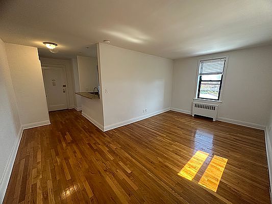 1st image of 75-05 113th St #4