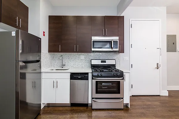 Rented by Nooklyn NYC LLC | media 16