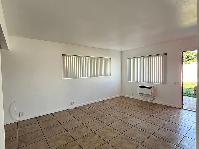 419 W Ramona Dr — Photo 13