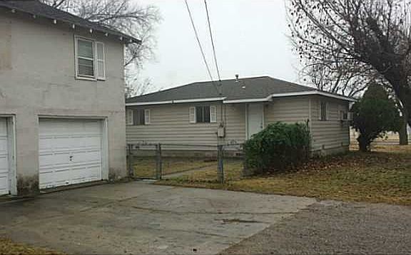 3rd image of 915 N Pottenger Ave