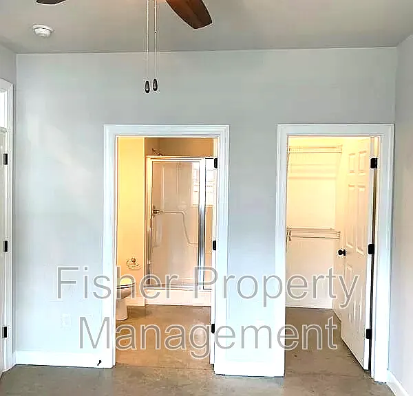 1415 Spotsylvania St — Photo 6