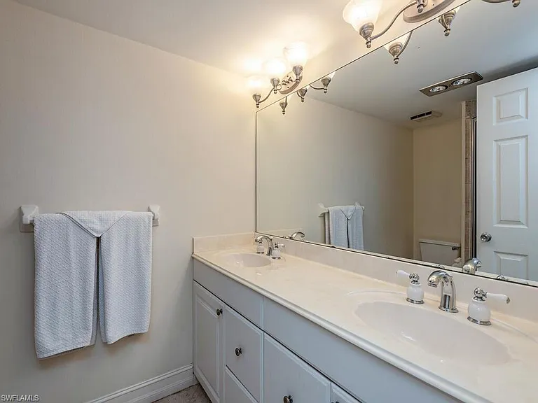 208 Bobolink Way — Photo 9