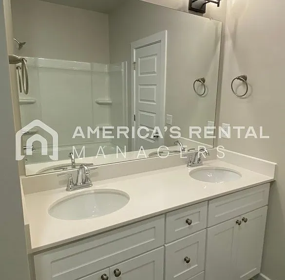460 Ridge View Cir — Photo 13