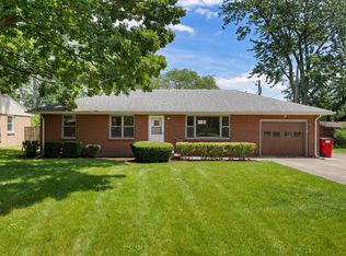 1810 McDonald Dr, Champaign, IL