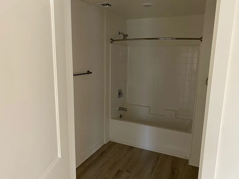 Welcome to Soul Noho. Now Leasing! — Photo 17