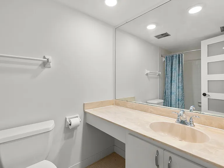 4890 Bay St NE #330 — Photo 18