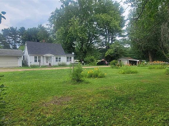 2nd image of N3520&N3502 E Bluff Road