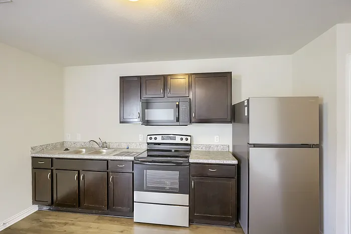 3420 Marshall St #B — Photo 7