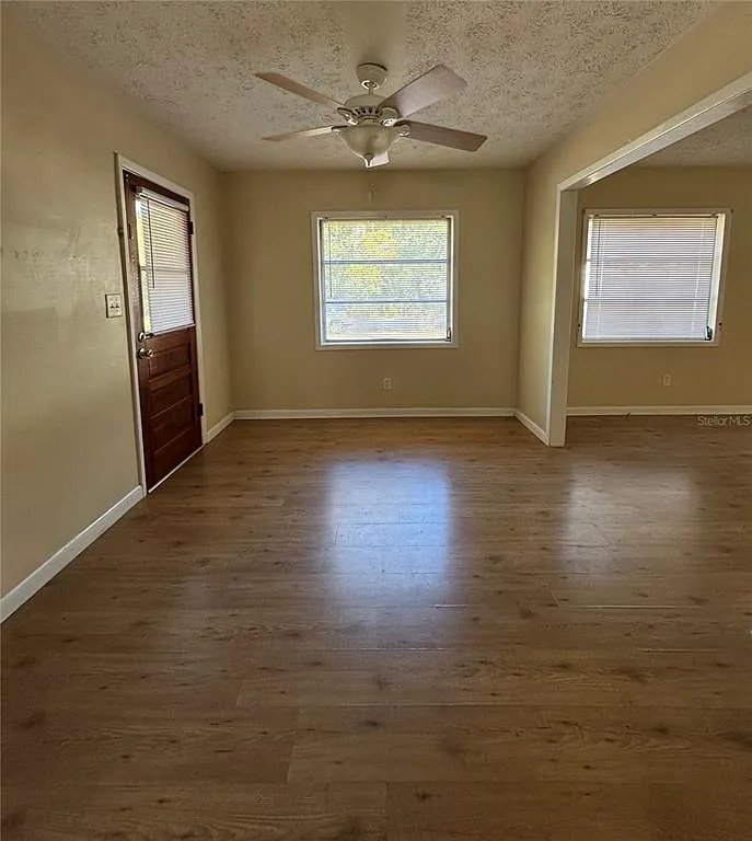 2 bed, 1.0 bath, 1014 sqft, $1,500 — Photo 2