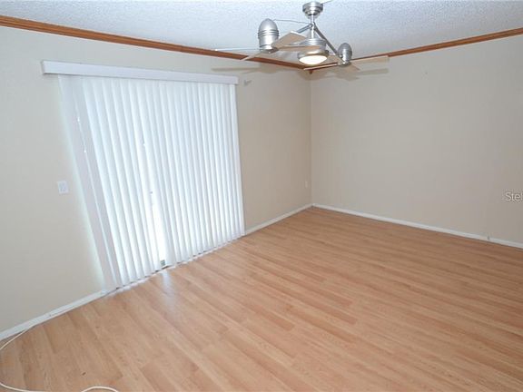 4th image of 186 115th Ave NE #186