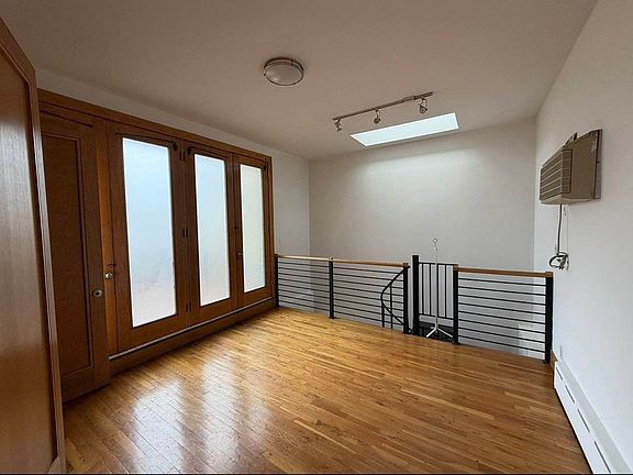 3rd image of 477 Saint Marks Pl #A3