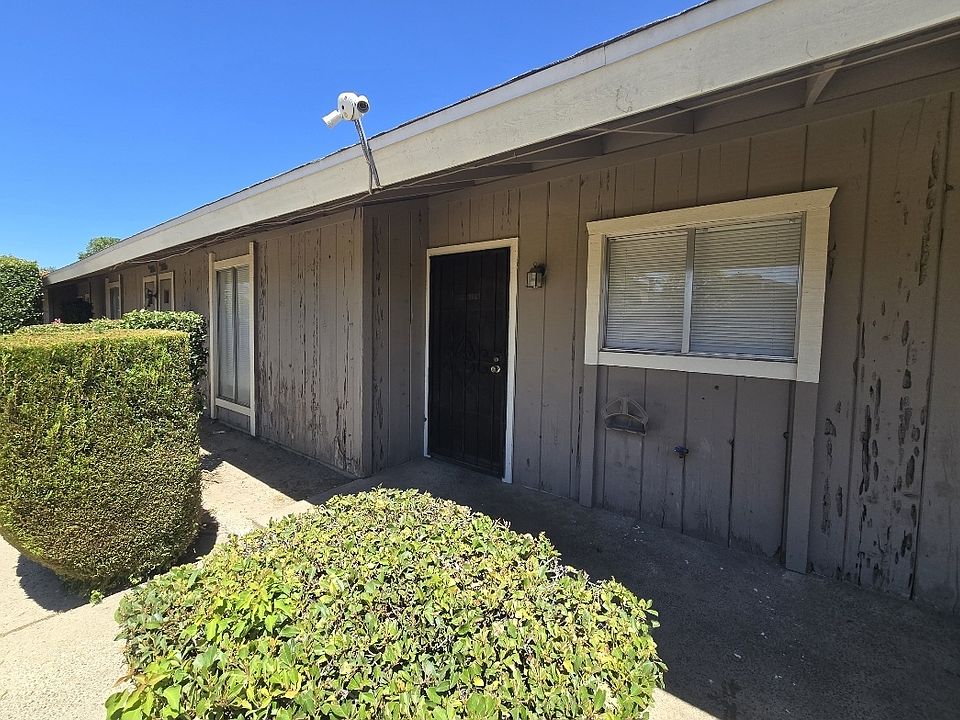 2nd image of 502 E Calimyrna Ave #101
