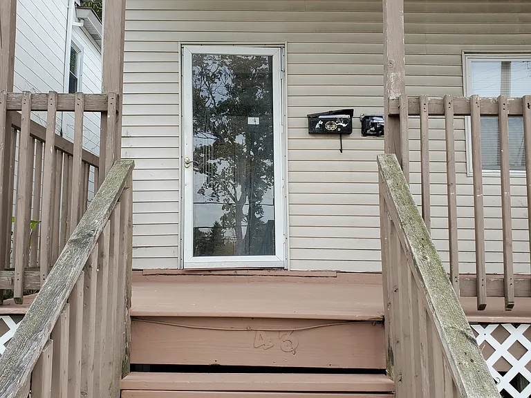 243 Watson Blvd #2 — Photo 2
