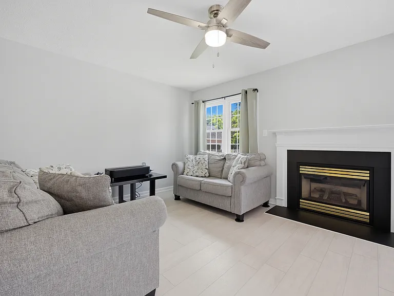 103 Jessica Dr — Photo 23