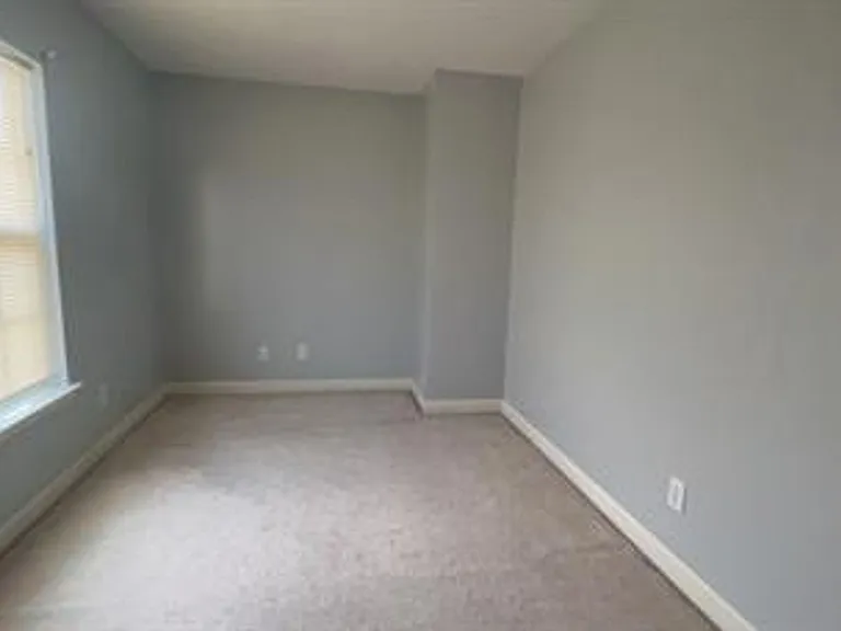 819 Terrell Dr — Photo 14
