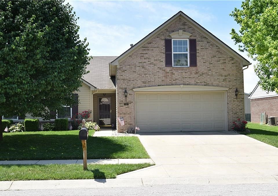1st image of 545 Hollow Pear Dr
