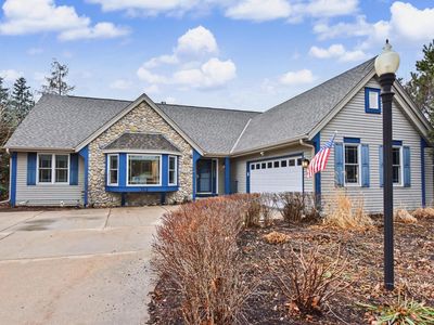312 Manchester DRIVE, Waukesha, WI, 53188