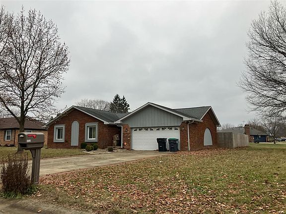 2nd image of 1050 Laguna Ln