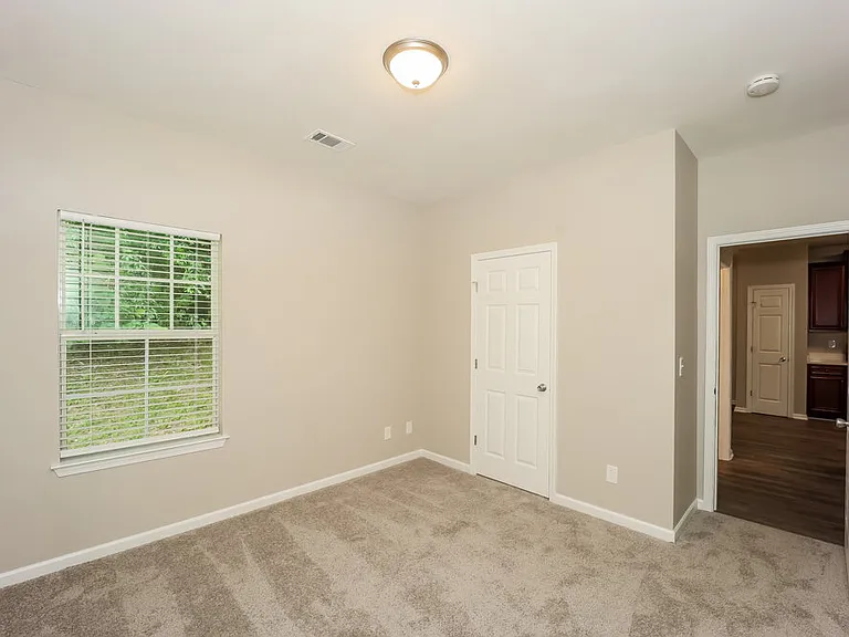 6109 Hemperly Rd — Photo 15