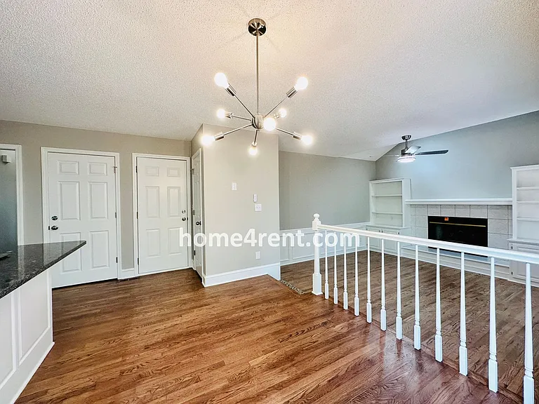 902 Sherman Pkwy — Photo 25