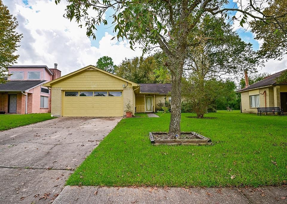 1st image of 7427 Gatebriar Ct