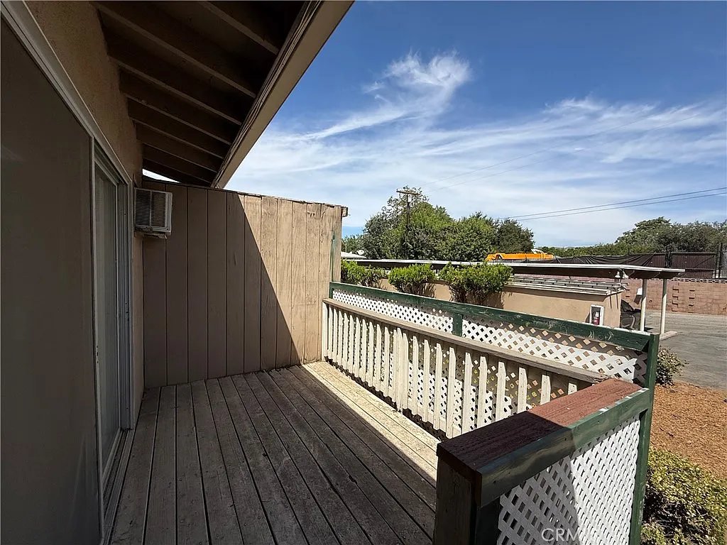 12784 California St — Photo 4