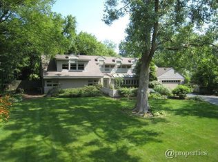 2316 Clover Ln, Northfield, IL 60093