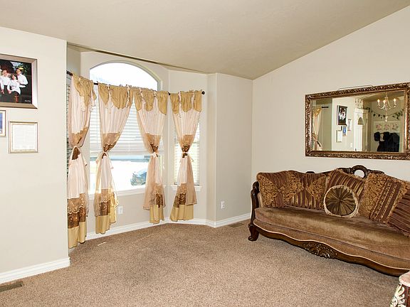 2nd image of 1047 N. 275 E.