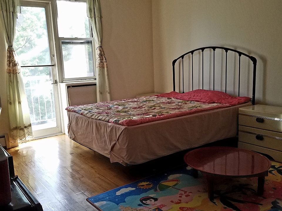 2nd image of 4373 Union St APT 4B