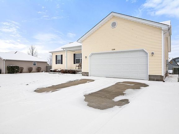 4th image of 1318 Huron Way
