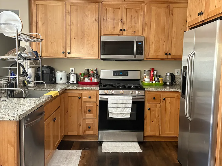 703 Modesto Ln #B — Photo 6